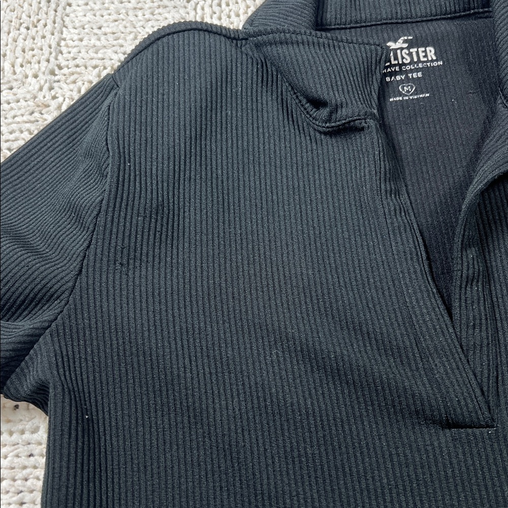 Hollister Ribbed Baby Tee - Picture 10 of 10